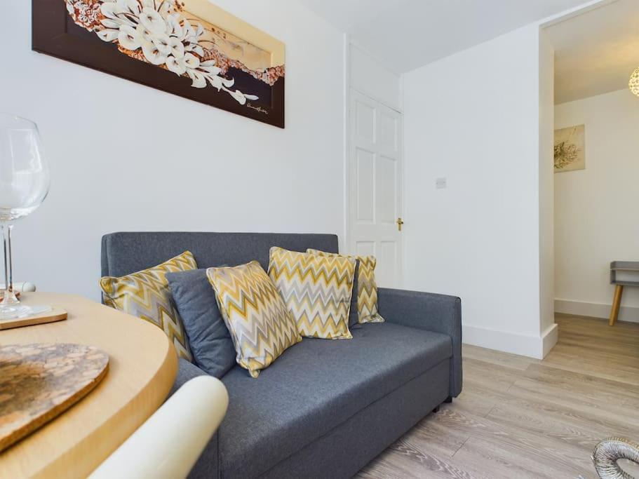 Fabulous Quiet Chelmsford Apartment - Free Parking Dış mekan fotoğraf